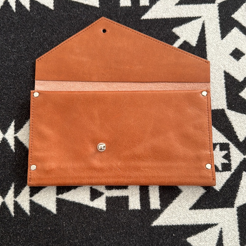 NWOT Nicole Cipriano (Cipriano Designs) Brown Leather Clutch/Wallet - Picture 3 of 10